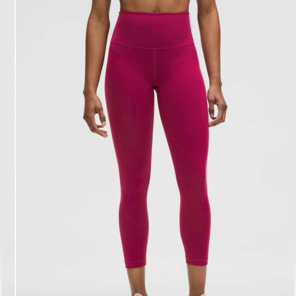 NWT lululemon Wunder Train High-Rise Crop 23” Leggings. Size 4. Color Magenta